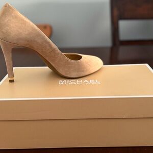 Michael Kors Beige Suede Heels